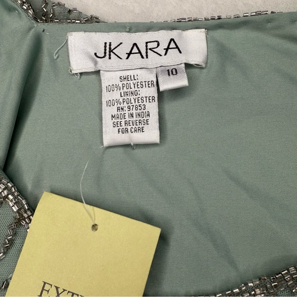 NWT. J Kara Women's Geometrical Beaded V-Neck Capelet Dress - Picture 6 of 13